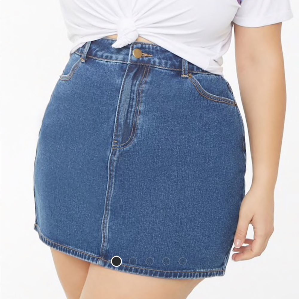 Plus Size denim mini skirt